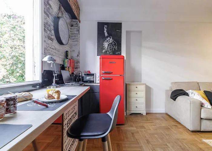 Promenade Des - Happy